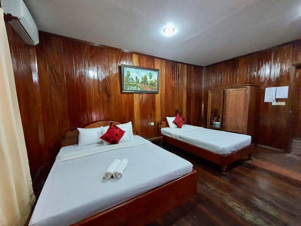 Sam Moon'S Hotel Angkor Wooden House Siem Reap Exterior photo